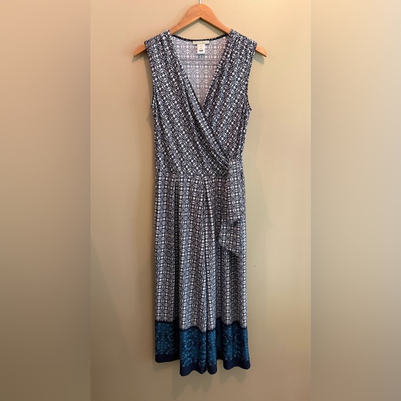 Dana Buchman Navy Blue and White Geometric Jumpsuit Romper - Picture 10 of 17